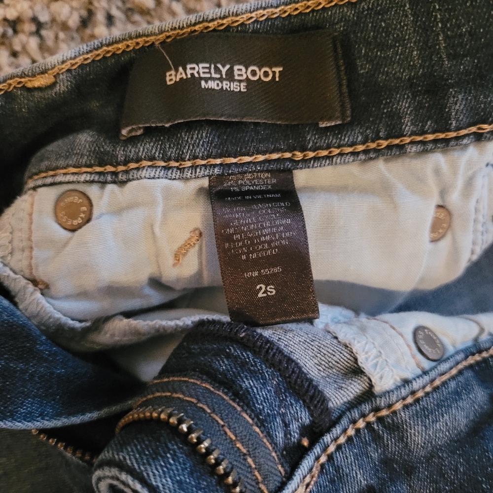 Express Barely Boot Mid Rise Jeans - Picture 5 of 6